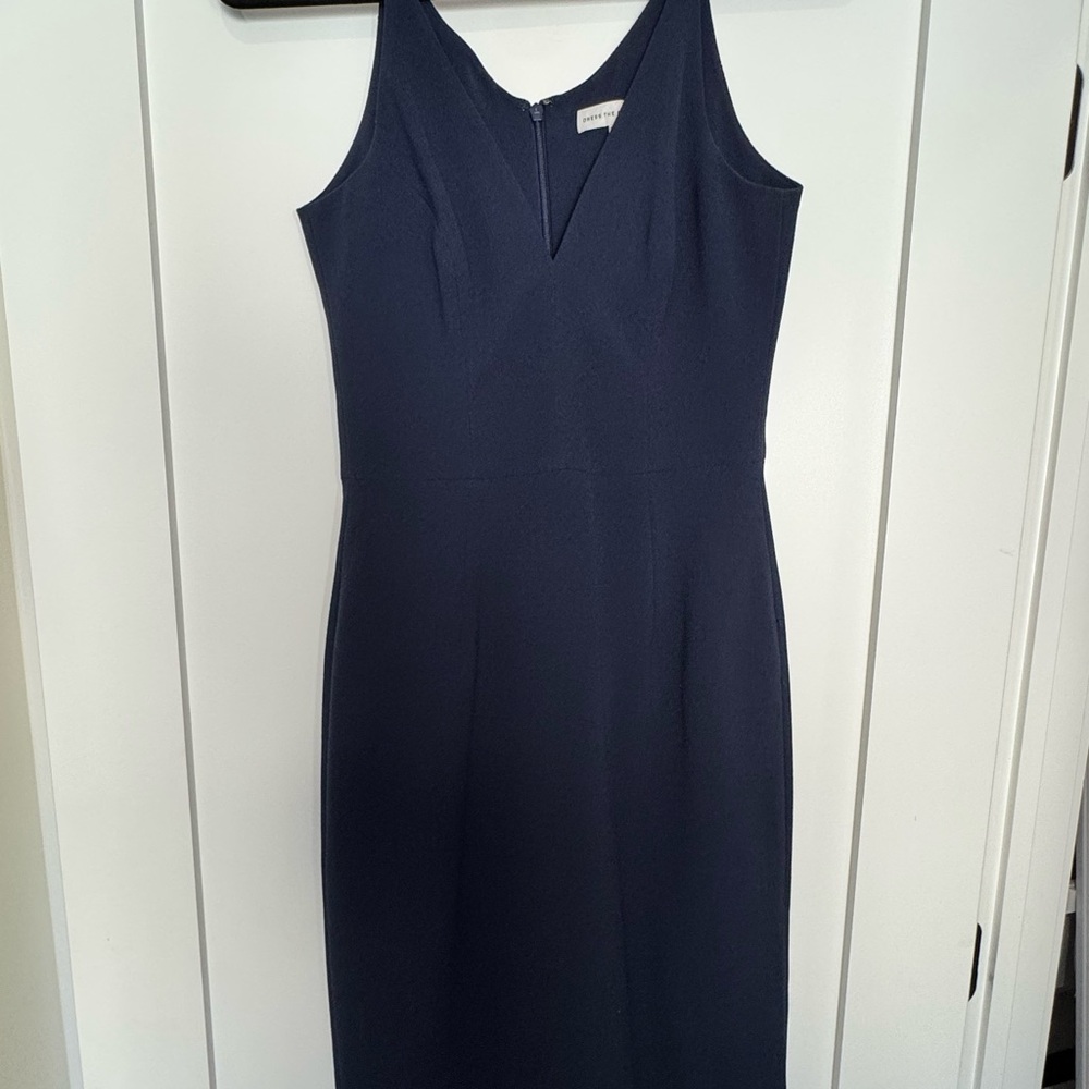 Elegant Navy Blue Sleeveless Dress